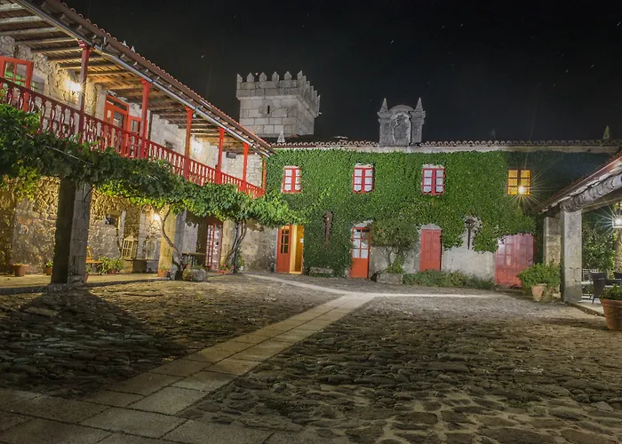 Casa Grande De Rosende מלון