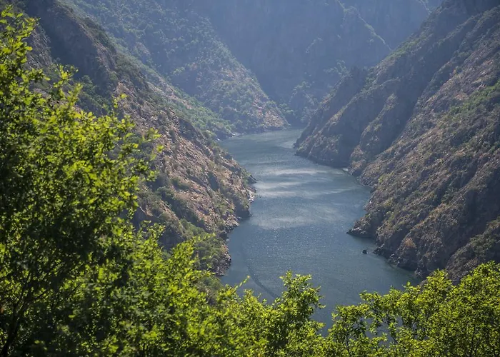 Отель Casa Grande De Rosende